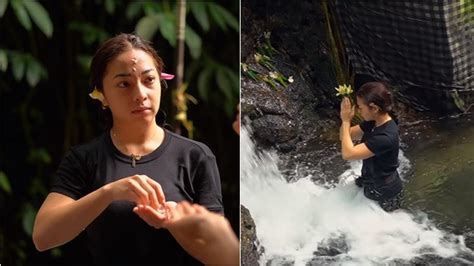 Potret Nikita Willy Saat Jalani Ritual Melukat Di Air Terjun Sebatu