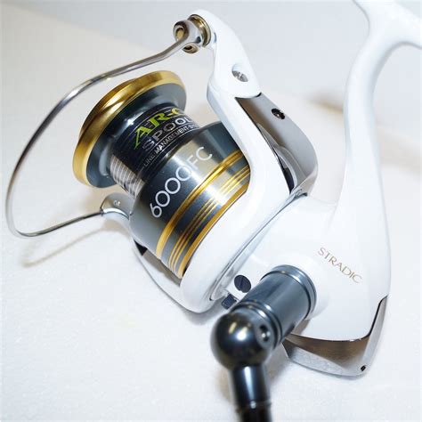 Катушка Shimano Stradic FC купить по цене от 8564₽