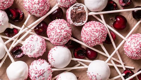 No Bake Cherry Cake Pops