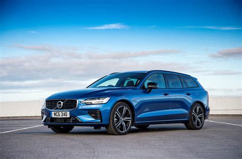 Volvo V60 T8 Twin Engine 2019 Uk Review Autocar