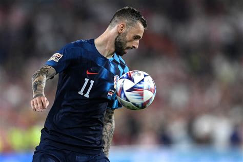 Al Nassr Sign Marcelo Brozovic After Outbidding Barcelona Futbol On