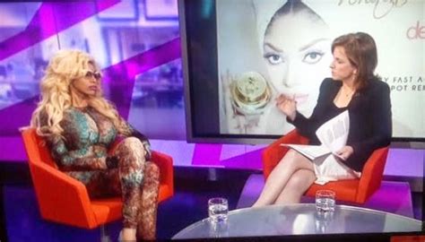 Video Dencia Fiercely Defends Whitenicious On Channel 4 News