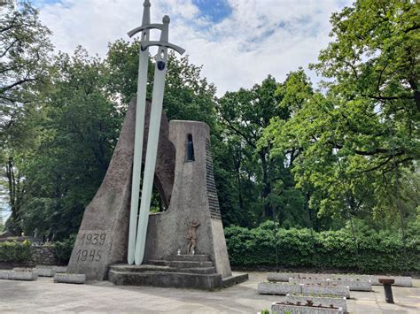 Patriotyczny Pomnik W Centrum Tarnowa Zostanie Odrestaurowany