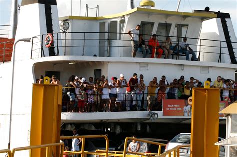 Jornal Correio Ferry Boat Ter Sa Das Extras E Opera O Horas Em