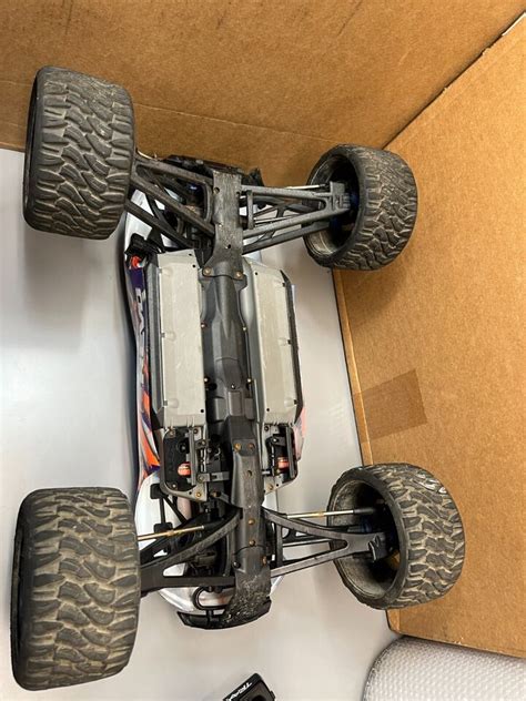 Traxxas E Revo 2 0 VXL 6S 4x4 Monster Truck RTR W Lipos White