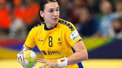 Cristina Neagu scoasă din lot la debutul României la Campionatul Mondial