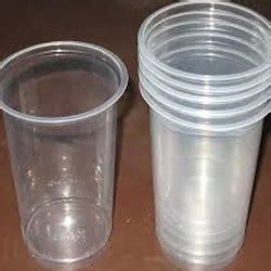 Disposable Transparent Plastic Glass Application To Drink Water At