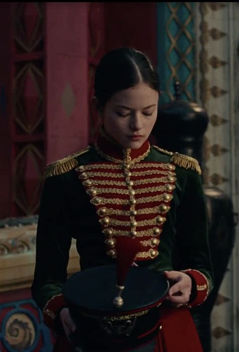 Pin By Johanna Sonim On Casse Noisette In Mackenzie Foy Disney