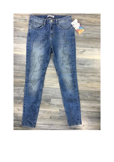 Kuz jeans samples by Serkan Yarar - Issuu