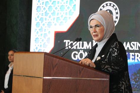 First Lady Emine Erdoğan highlights importance of foster families ...