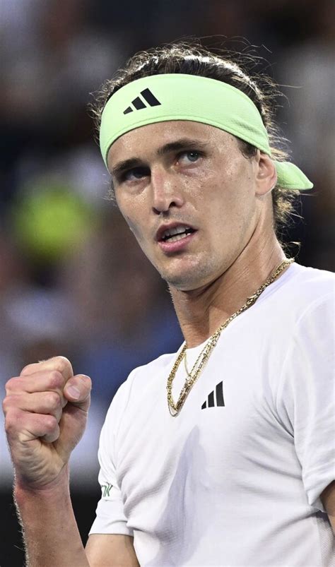 Zverev kämpft sich durch Tennis Badische Zeitung