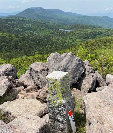 「白駒池からニュウへ」（八ヶ岳） 絶景かなドットコム（山）