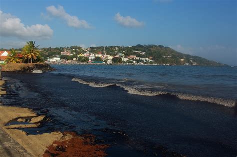 Trinidad Y Tobago Afronta Emergencia Nacional Tras Grave Derrame De