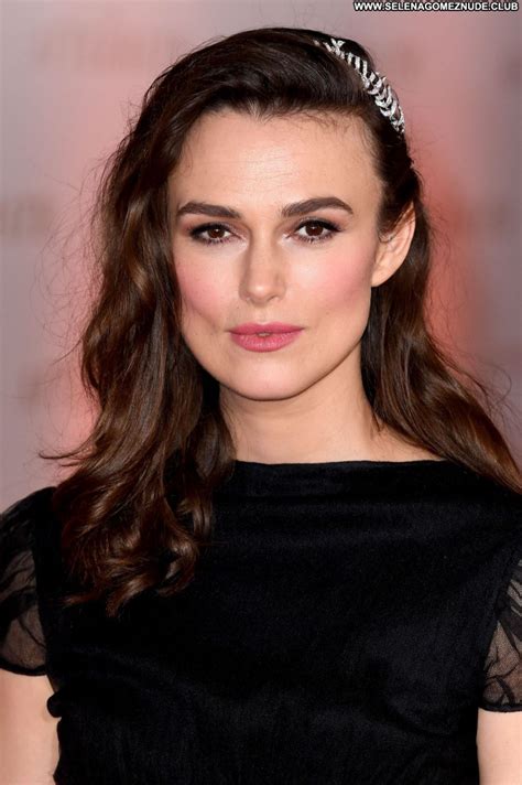 Keira Knightley Beautiful Babe Posing Hot Sexy Celebrity Famous And