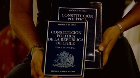 Oposición Presenta Proyecto De Reforma Constitucional