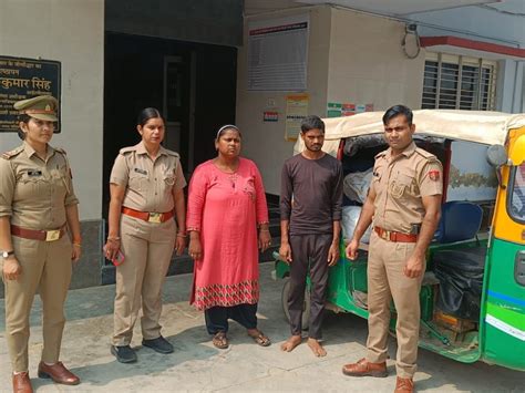 In Modinagar The Police Arrested Three Smugglersused To Supply On Demand Ganja In Villages