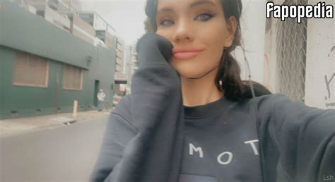 Zoee Nude OnlyFans Leaks Photo Fapopedia