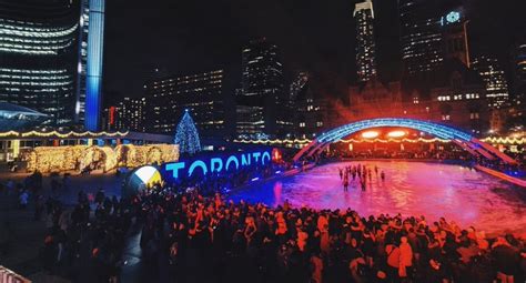 Toronto unveils its new light tunnels and ice sculptures at Nathan ...