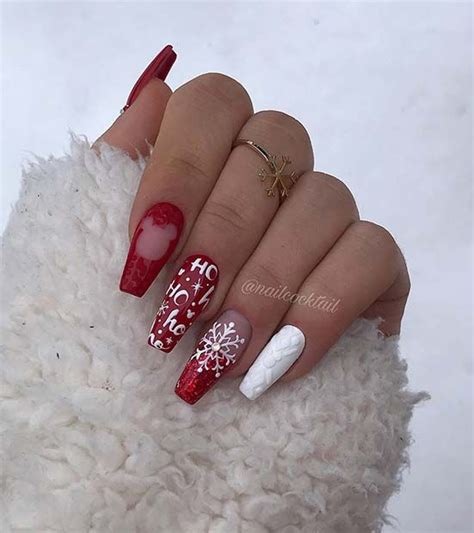 81 Christmas Nail Art Designs And Ideas For 2020 Page 7 Of 8 Stayglam