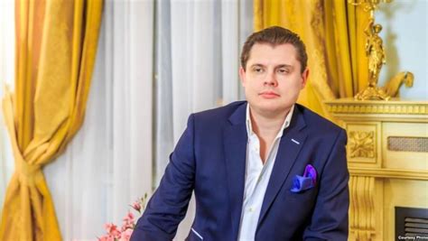 Евгений Понасенков — биография и личная жизнь, труды и книги ученого