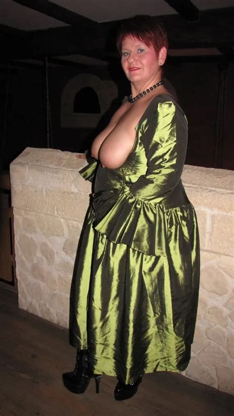 In The Green Cupless Dress Nude Pics XHamster