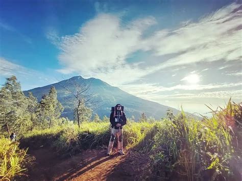 Explore Bukit Mongkrang Alternatif Spot Pendakian Di Dekat Gunung Lawu