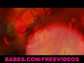 Stunning Blonde Teen Alaina Fox Strips Masturbates Hotntubes