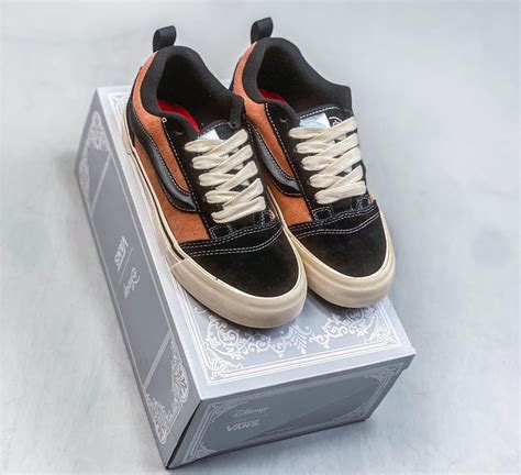 Кроссовки Vans - купить с доставкой по выгодным ценам в интернет ...