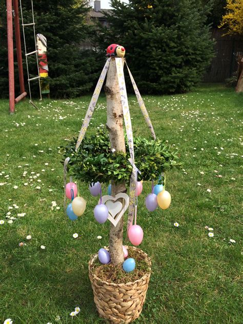 Osterdeko Mit Frischen Buchszweigen Basteln Ideen Ostern Osterdeko Ostern Deko