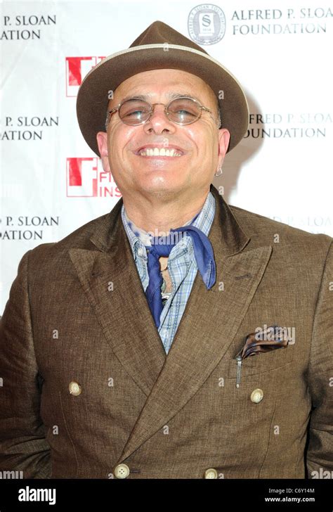 Joe pantoliano memento hi-res stock photography and images - Alamy