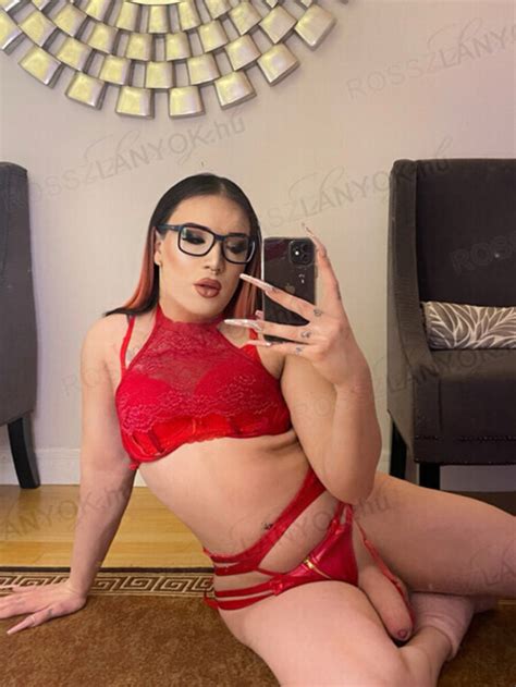 Hungarian Amateur Shemales 3 Photo 6 AShemaletube