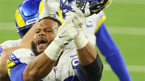 Rams’ radio broadcast loved Aaron Donald’s celebration in Super Bowl