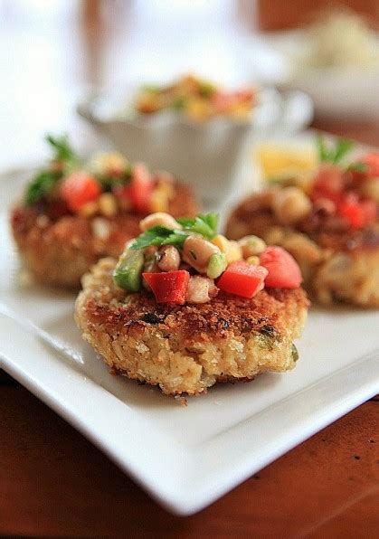 Southern Crab Cakes With Cornapplepins