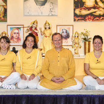 Abschluss Der J Hrigen Yogalehrerausbildung Yoga Vidya Blog