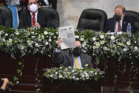 Racha En Honduras Elige A Dos Jefes De Congreso En Vísperas De Toma De