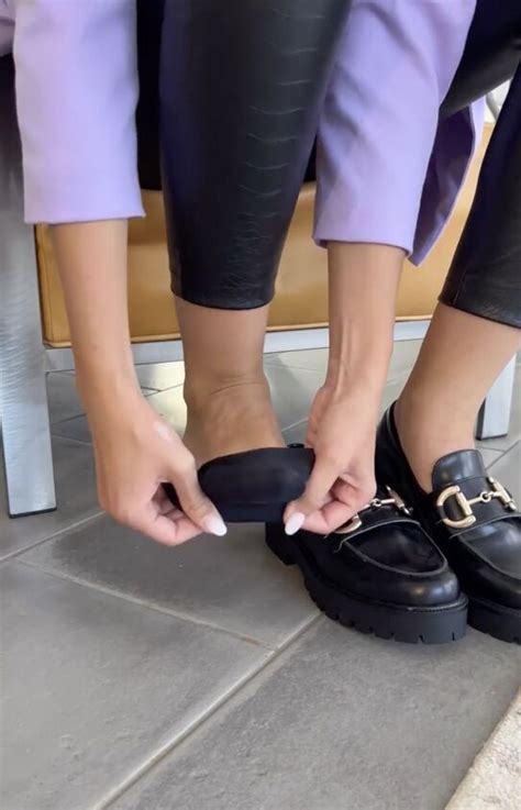 Genius Sock Hack For Wearing Loafers Upstyle