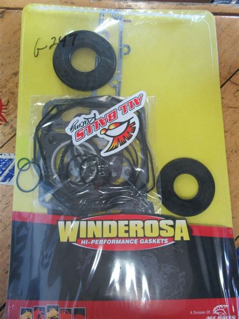 NEW WINDEROSA COMPLETE GASKET SET W OIL SEALS POL XCR 600 12 5233