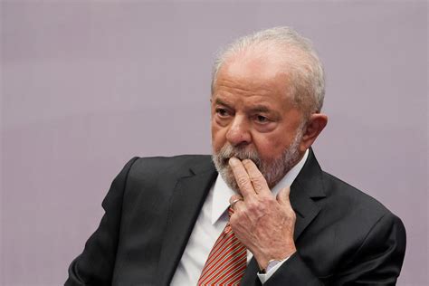 Lula confirma que se someterá a una operación de cadera