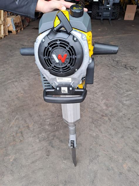 Wacker Neuson BH55 RW - Hamilton Ross Group