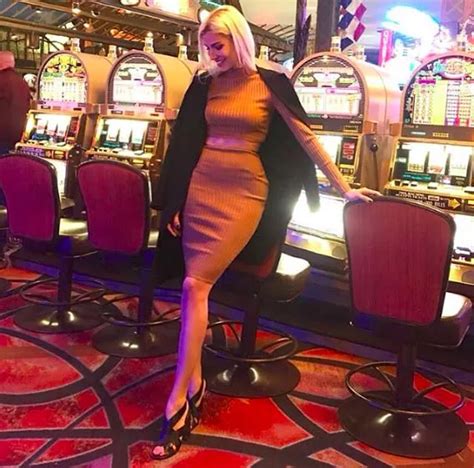 Alexandra Rosenfeld Robe Sexy Bikini Affriolant L Ex Miss Enflamme Instagram Public