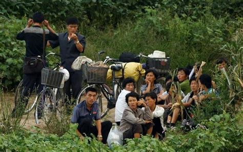 實拍：鴨綠江對岸朝鮮農民的私密生活 每日頭條