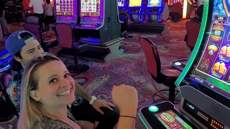 I Gave Pompsies Wife Greta 100 To Play Slots In Vegasdid She Win