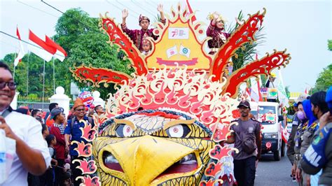 Karnaval Dan Kendaraan Hias Warnai Hut Ri Ke Di Muba Sriwijaya Media