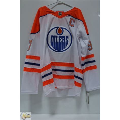 NEW CONNOR MCDAVID ADIDAS REVERSE RETRO JERSEY