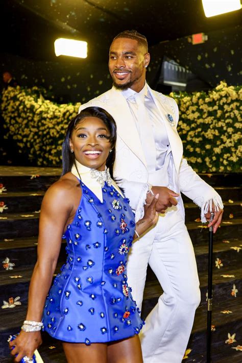 Simone Biles S Thong Bikini Photo Prompts Cheeky Response From Husband