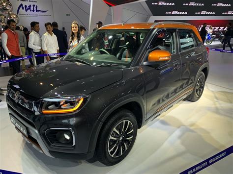 Maruti Suzuki Vitara Brezza Petrol Debuts At Auto Expo Throttle