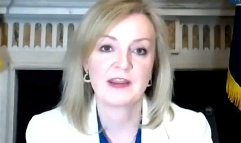 Liz Truss Defends Post Brexit Trade Deal With Uae We Are Trying To