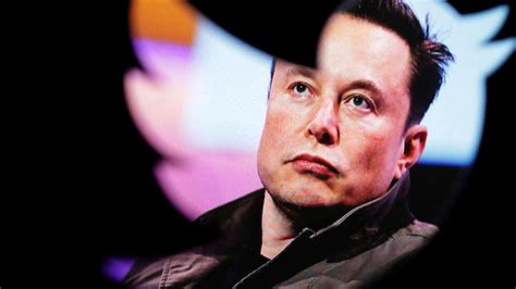 Elon Musk Part En Guerre Contre Apple