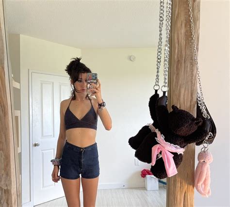 Anne Frank Nude Porn Pictures Xxx Photos Sex Images Pictoa