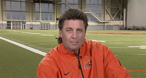 Watch: Mike Gundy Talks Mullets With Barry Melrose | Pistols Firing